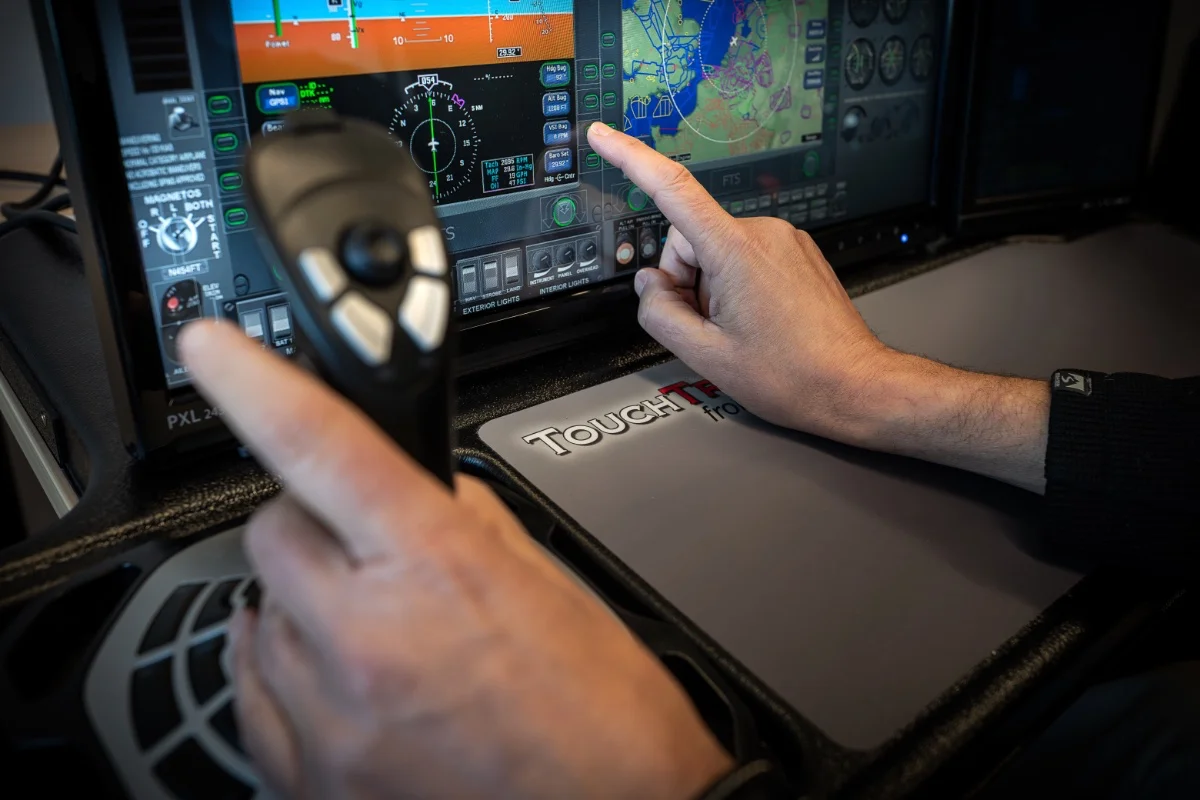 TouchTrainer simulator updated and fully functional again for Avidyne pilots